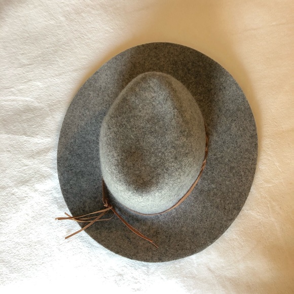 Wool Hat - Picture 2 of 3